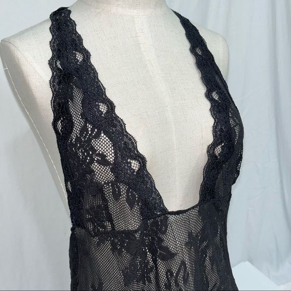 Victoria’s Secret large lingerie slip dress black lace halter - Picture 7 of 11